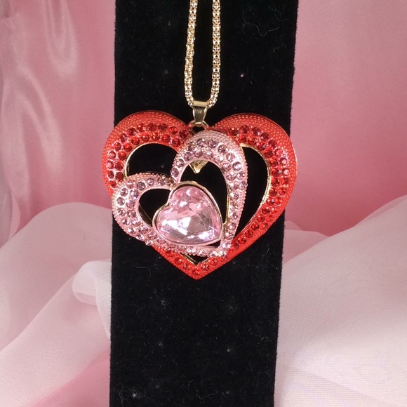 METAL RED & PINK HEART NECKLACE - Picture 2 of 3